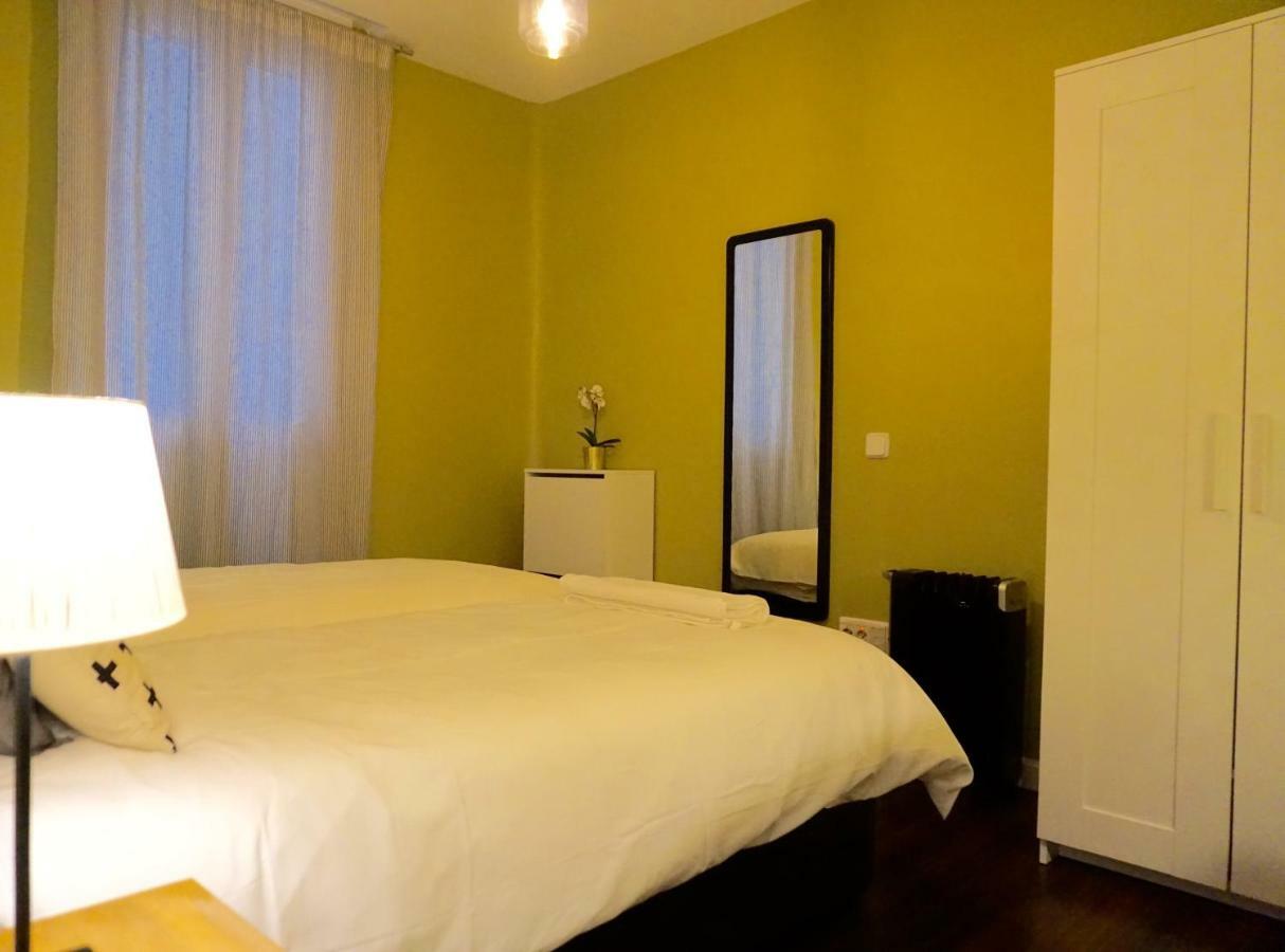 Apartmán Smart Plaza De Las Cortes Madrid Exteriér fotografie
