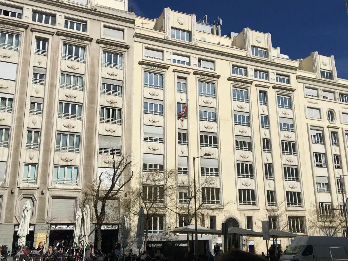 Apartmán Smart Plaza De Las Cortes Madrid Exteriér fotografie